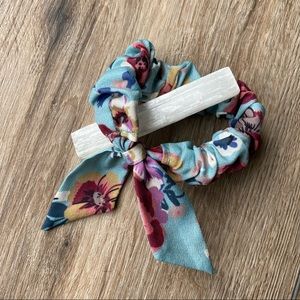 Light Blue Floral Bow Hair Scrunchie NWOT
